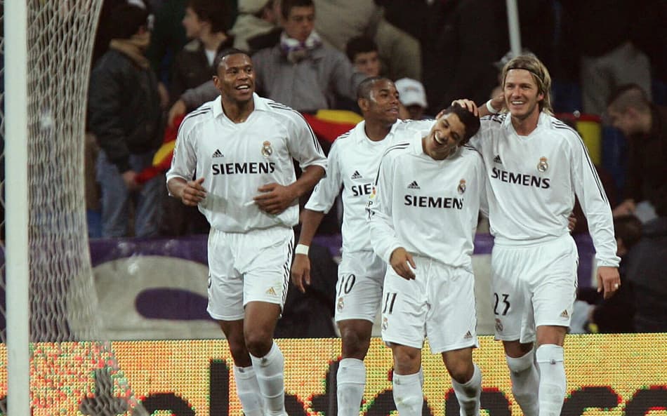 Cicinho no Real Madrid (Foto: EFE/Alberto Martín)
