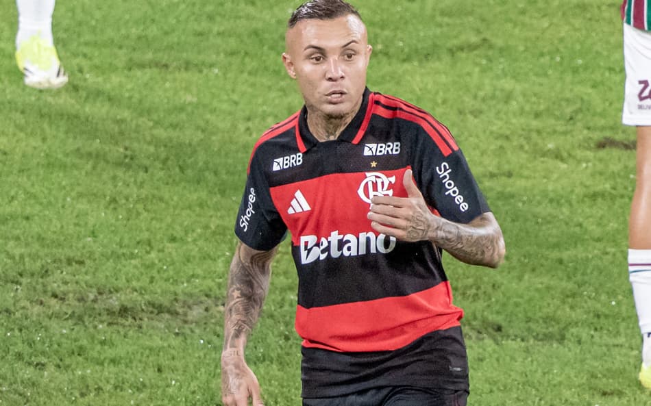 Corinthians: Marcelo Paz elogia Cebolinha e analisa futuro do atacante do Flamengo