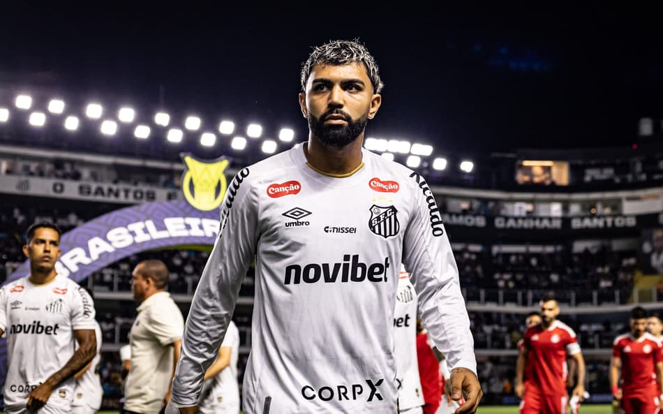 Gabigol tem chance de mostrar para o Santos que pode ser ídolo como é no Flamengo