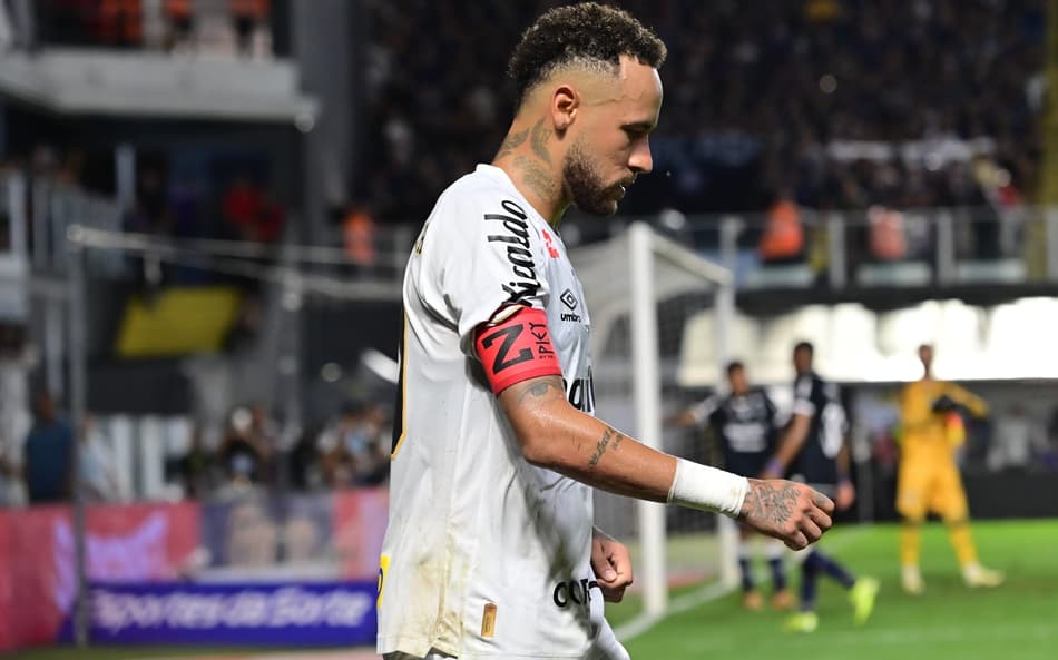 Neymar tem contrato com o Santos até o final deste ano. (Foto: Jota Erre/AGIF/Folhapress)