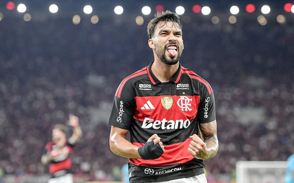 Lucas Paquetá marcou golaço na vitória do Flamengo (Foto: Thiago Ribeiro/AGIF/Folhapress)