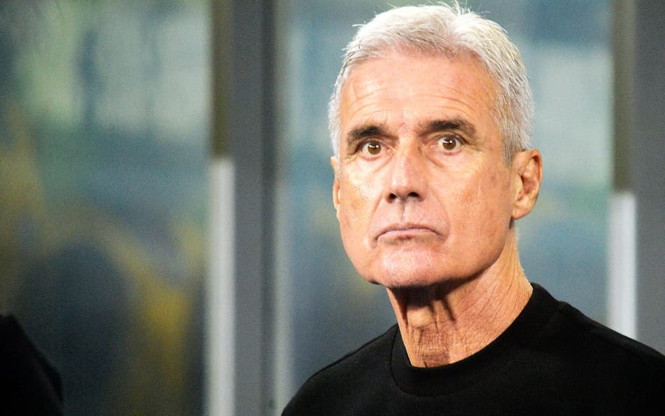 Luís Castro foi criticado após derrota do Grêmio (Foto: Donaldo Hadlich/Código 19/Folhapress)