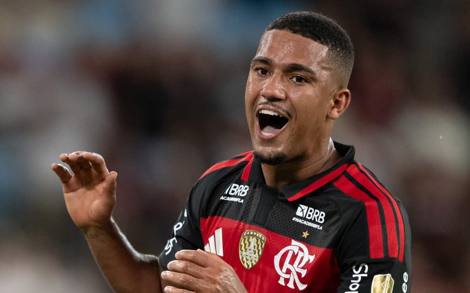 Samuel Lino em ação pelo Flamengo (Foto:Jorge Rodrigues/AGIF/Folhapress)