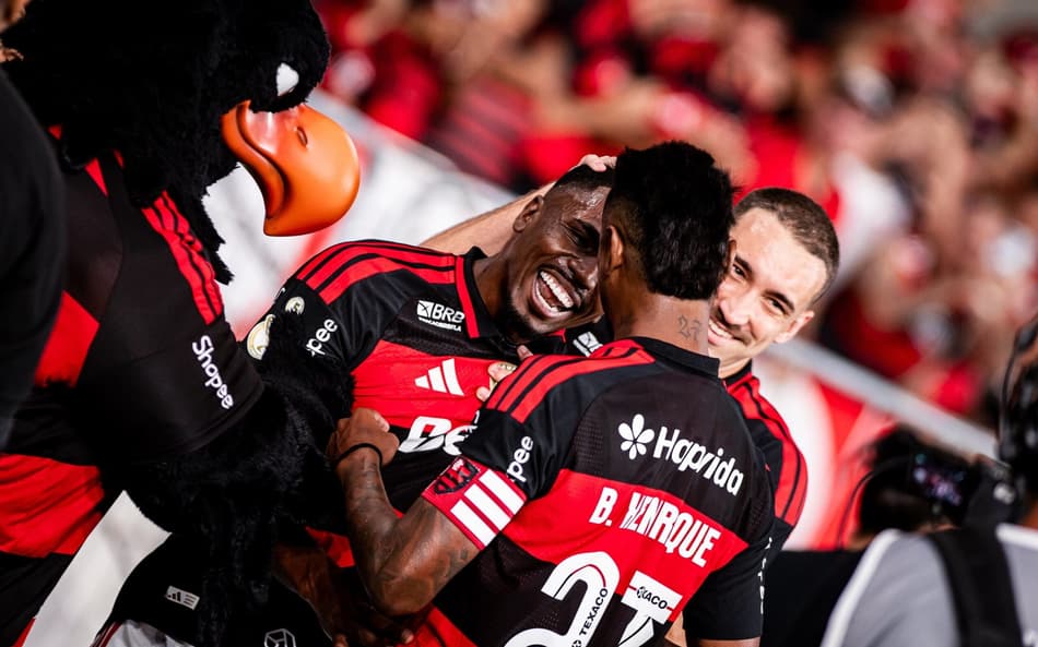 RIO DE JANEIRO, RJ, BRASIL, 22.04.2026: ESPORTE-FUTEBOL-COPA DO BRASIL - Em jogo válido pela quinta fase da Copa do Brasil de 2026 o Flamengo recebe a equipe do Vitoria no Estádio do Maracanã, no Rio de Janeiro.(Foto: Thiago Mendes/W9 PRESS/Folhapress)