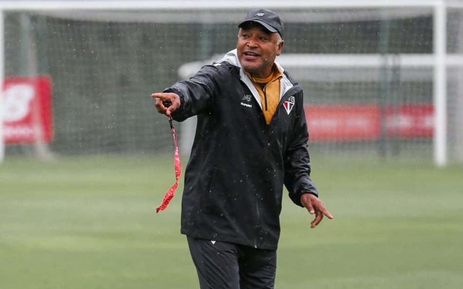 Roger Machado, técnico do São Paulo