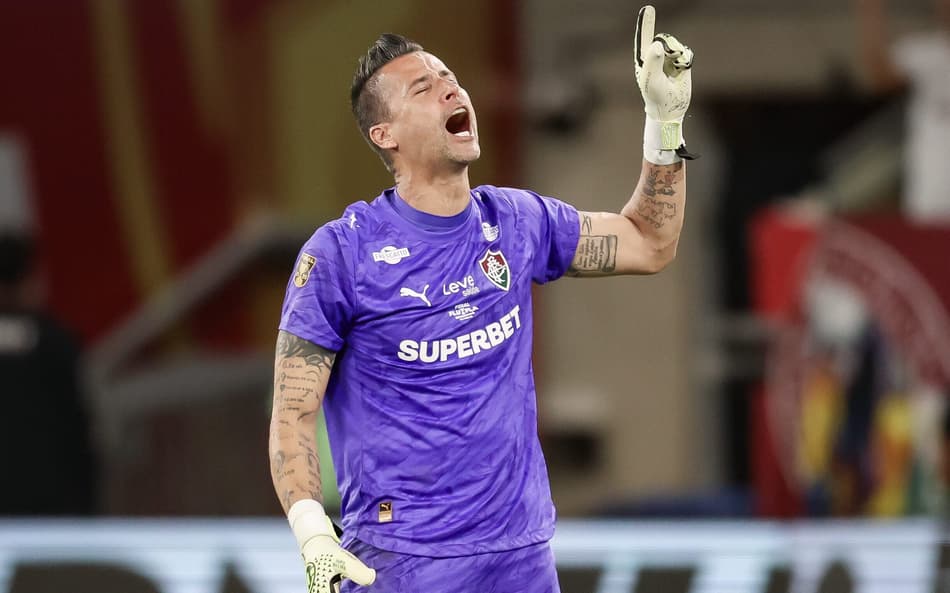 Fábio em ação em Fluminense x Flamengo (Foto: Marcelo Gonçalves/ Fluminense FC)