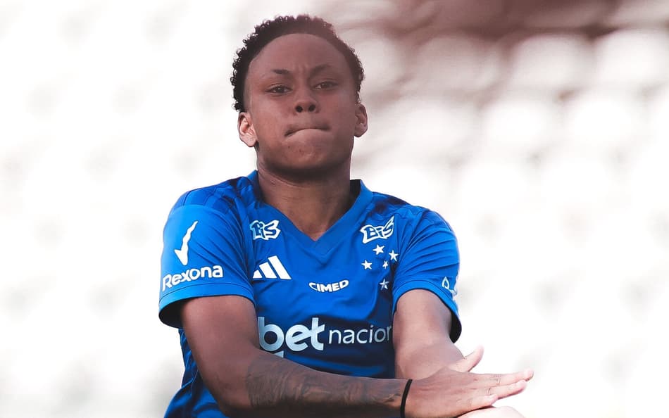 Ravena comemora gol em Cruzeiro x Atlético-MG. (Foto: Cruzeiro/Divulgação)