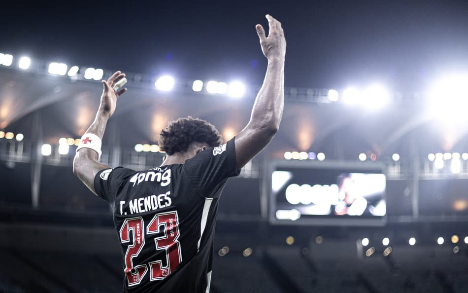 Thiago Mendes é absolvido pelo STJD após fala sobre arbitragem; Vasco é multado por atraso