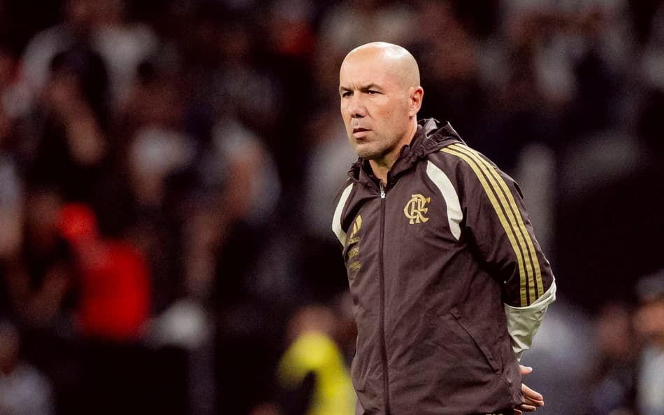Leonardo Jardim na beira do campo em Corinthians x Flamengo (Foto: Adriano Fontes/ Flamengo)