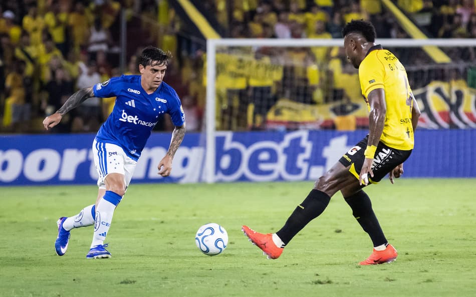 Barcelona-EQU x Cruzeiro, no Estádio Monumental Isidro Romero Carbo, em Guayaquil-EQU (Foto: Gustavo Aleixo/Cruzeiro)