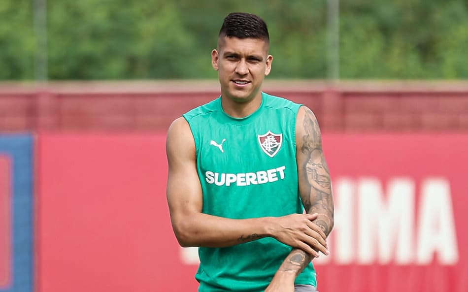 Julián Millán em treino do Fluminense (Foto: Lucas Merçon/ Fluminense FC)
