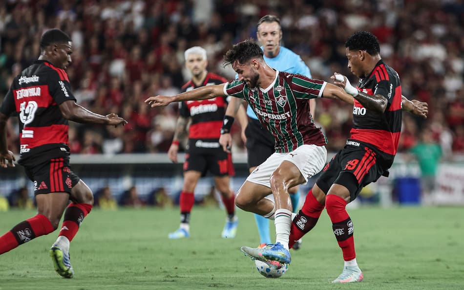 Martinelli em ação e Fluminense x Flamengo (Foto: Lucas Merçon/ Fluminense FC)