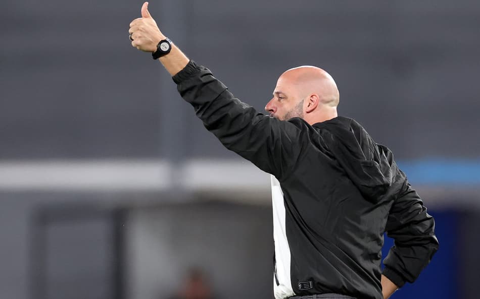 Franclim Carvalho analisa vitória do Botafogo pela Sul-Americana: 'Estou satisfeito'