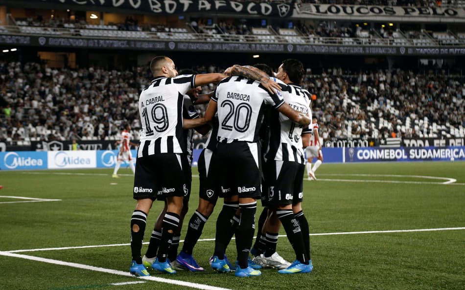 Botafogo venceu o Independiente Petrolero no Nilton Santos (Foto: Vítor Silva/Botafogo)