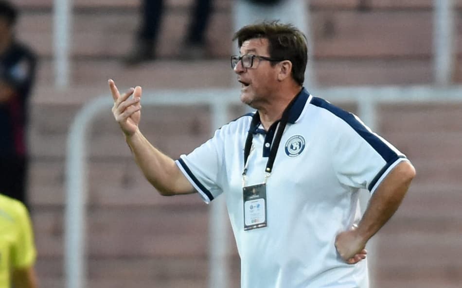 Alfredo Berti, treinador do Independiente Rivadavia (Foto: Andres LARROVERE / AFP)