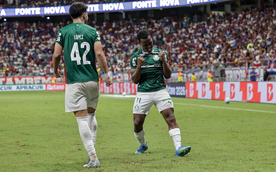 Arias comemora o gol marcado pelo Palmeiras no duelo com o Bahia