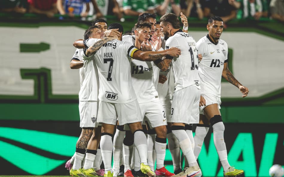 Atlético contra a Chapecoense (Foto: Pedro Souza / Atlético)