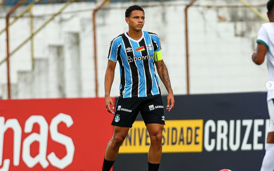 Viery passa a integrar elenco profissional do Grêmio na pré-temporada (Foto: Arquivo Pessoal)