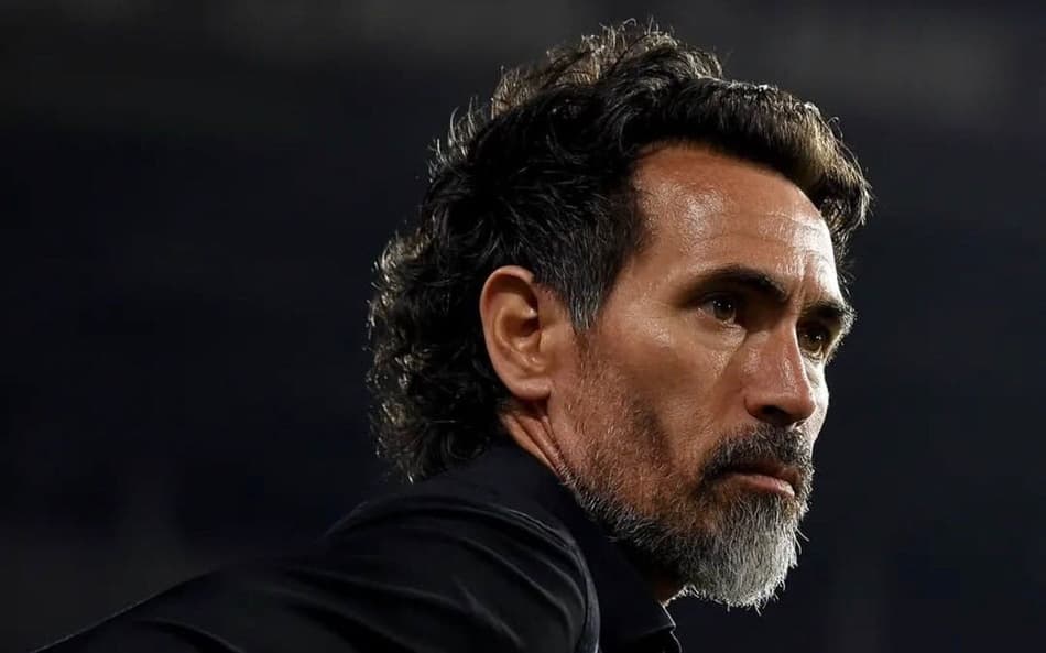 Eduardo Domínguez novo tecnico do Galo (Reprodução Estudiantes)