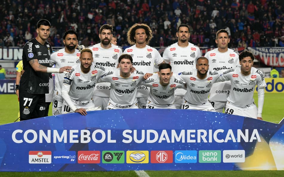 Defesa e falha Brazão em San Lorenzo x Santos chocam torcedores: 'Absurda'