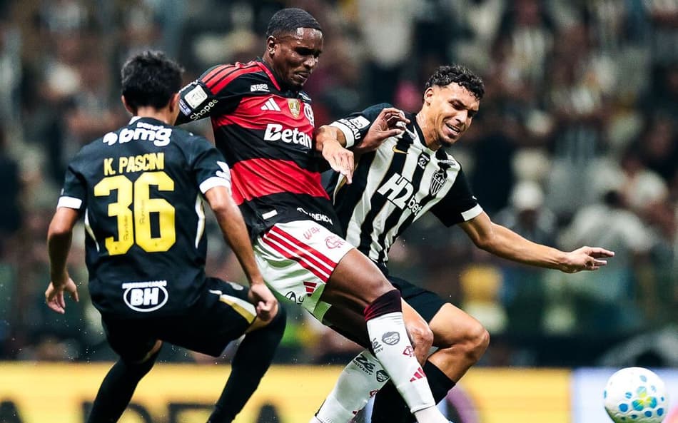 Evertton Araújo Flamengo Atlético-MG