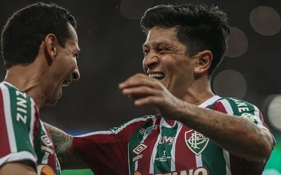 Cano e Ganso comemoram gol pelo Fluminense (Foto: Marcelo Gonçalves/Fluminense FC)