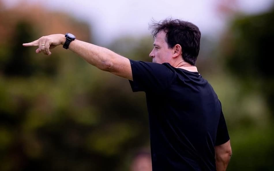 Fernando Diniz, técnico do Corinthians