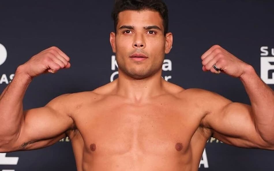 Paulo Costa, o 'Borrachinha', na pesagem do UFC 327 (Foto: Reprodução/UFC)