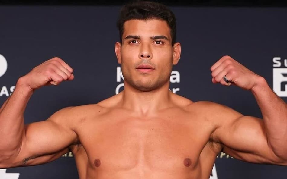 Paulo Costa, o 'Borrachinha', na pesagem do UFC 327 (Foto: Reprodução/UFC)