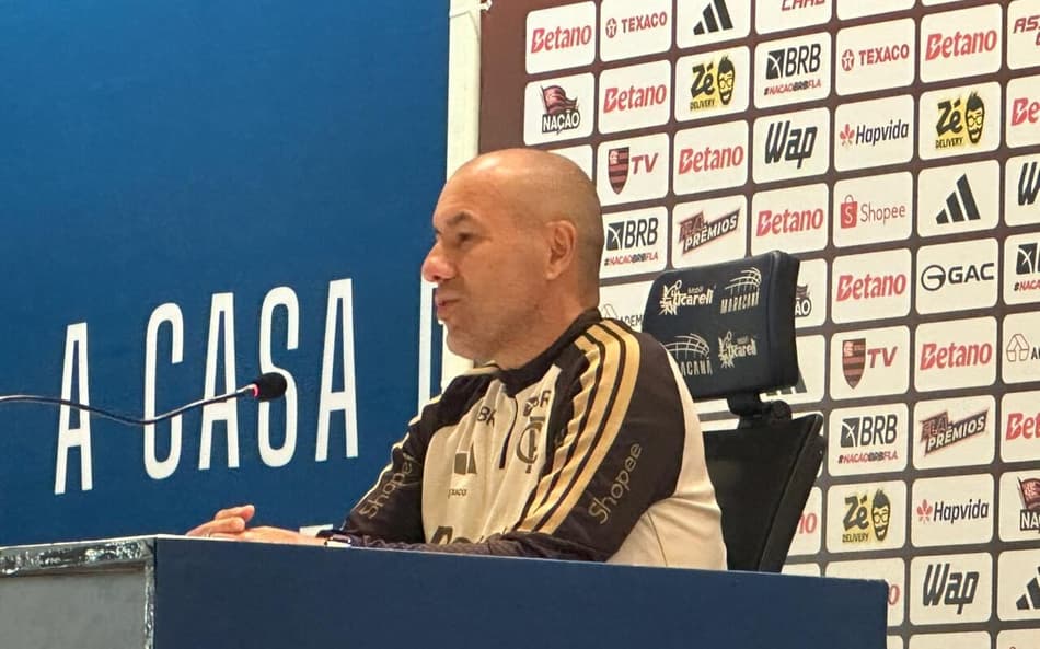 Leonardo Jardim analisa atuação do Flamengo contra o Vitória: 'Dificuldades'