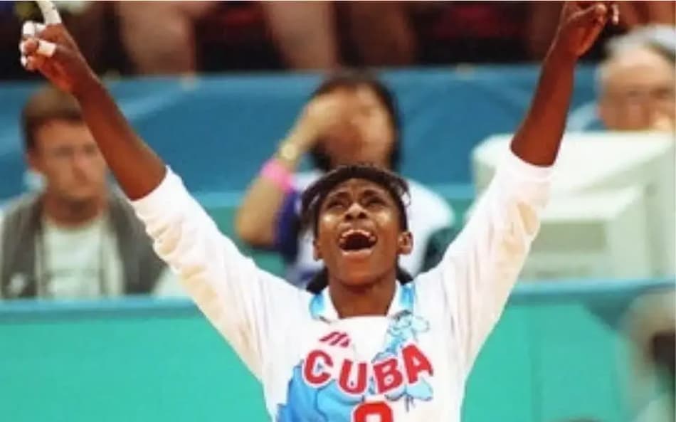 A cubana Mireya Luis se tornou uma lenda do vôlei mundial