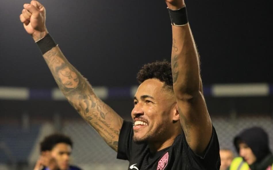 Nogueira comemora vitória do Sabah sobre o Qabarab, pela Liga do Azerbaijão