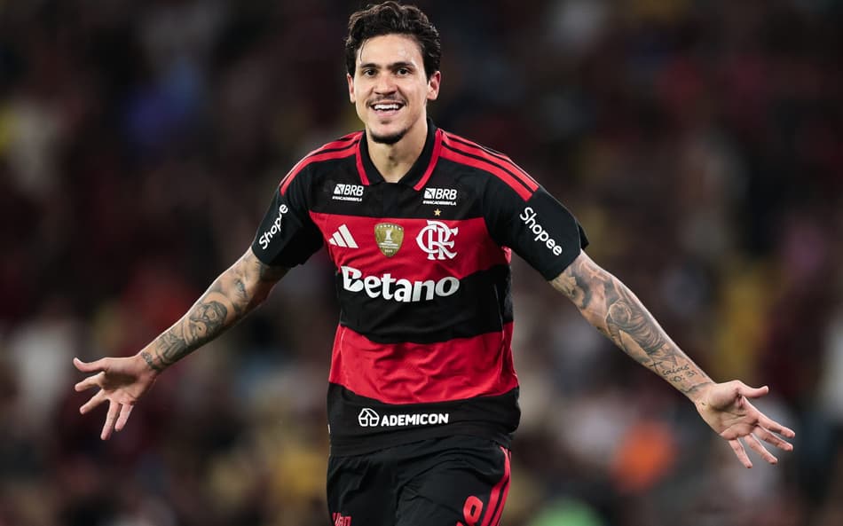 Pedro recebe destaque após atuação contra Fluminense (Foto: Gilvan de Souza/Flamengo)