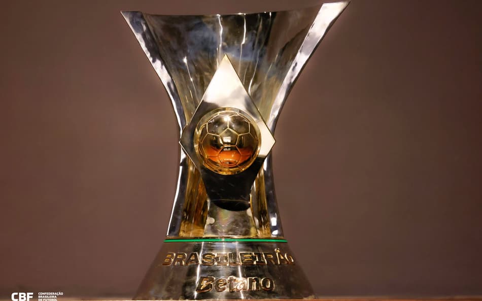 Brasileirão 'corre atrás' da Europa por maior tempo de bola rolando; entenda