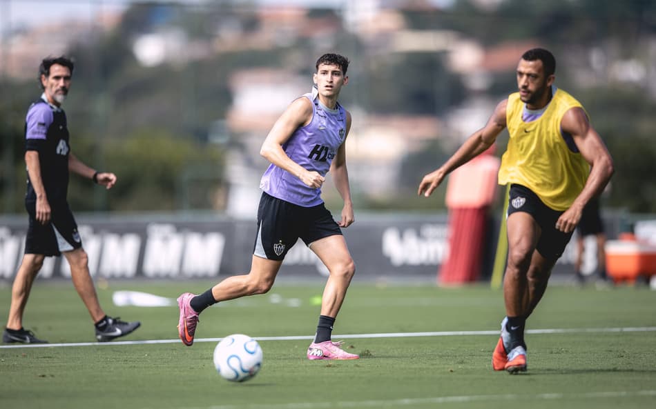 Treinamento de preparação para enfrentar o Juventud (Foto: Pedro Souza / Atlético)
