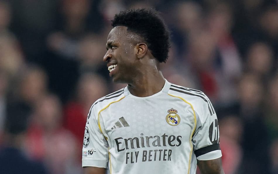 Vini Jr em ação no jogo do Real Madrid contra o Bayern de Munique, na Champions League (Foto: Alexandra BEIER /AFP)