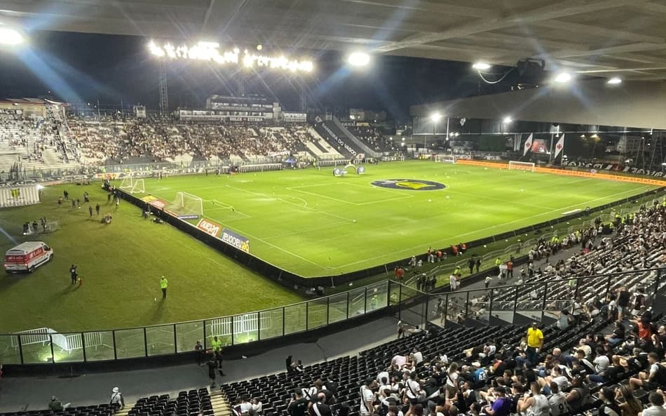 Vasco recebe o Botafogo, em São Januário, pela décima rodada do Brasileiro
