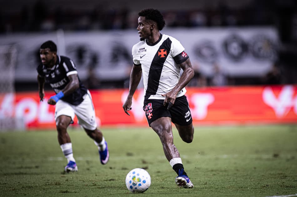 Vasco x Remo - Thiago Mendes