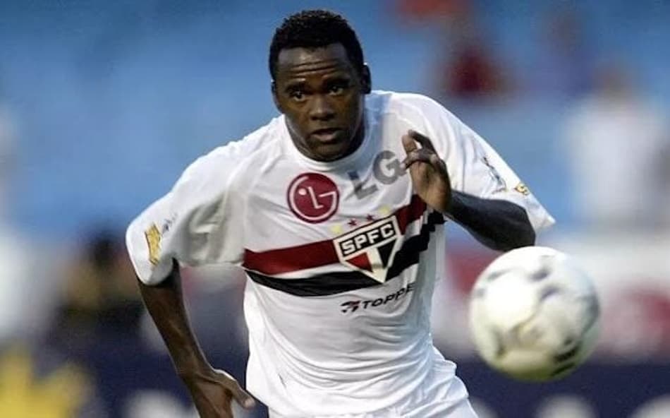 Fábio Simplício foi revelado pelo São Paulo e atuou pelo Tricolor entre 2000 e 20004