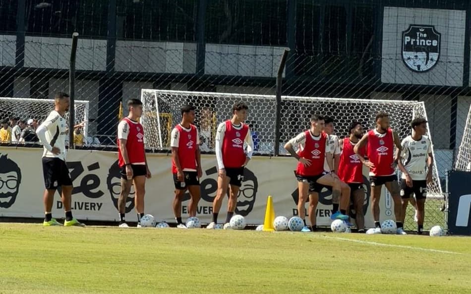 Santos treina nesta sexta-feira (17), no CT Rei Pelé. (Foto: Juliana Yamaoka/ Lance!)
