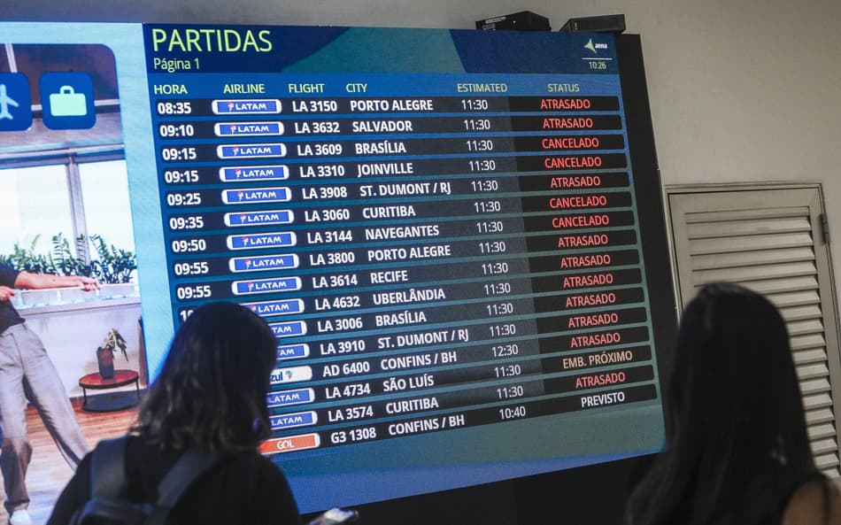 Painel no Aeroporto de Congonhas, em São Paulo
