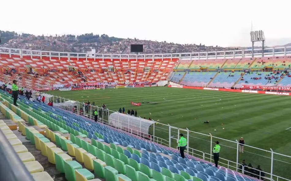 Estádio Inca Garcilaso de la Vega, casa do Cusco, adversário do Flamengo na Libertadores (Foto: Divulgação)