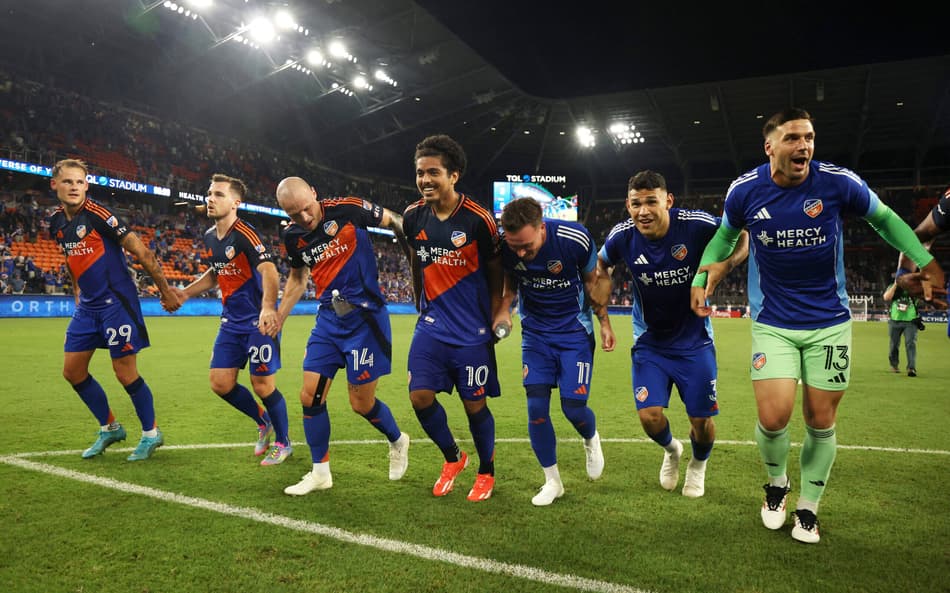 Evander, ex-Vasco, comemora gol pelo Cincinnati contra o Inter Miami