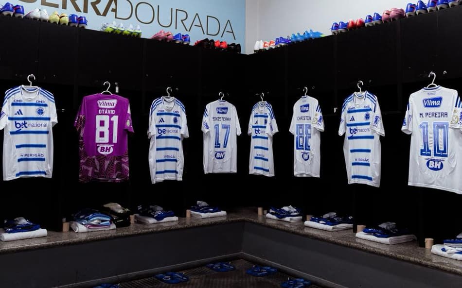 Vestiário do Cruzeiro no Serra Dourada (Foto: Mateus Dutra / Cruzeiro)