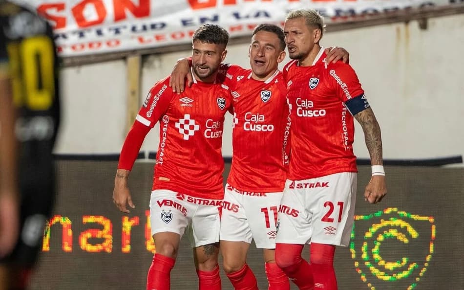 jogadores Cienciano (reprodução Cienciano)
