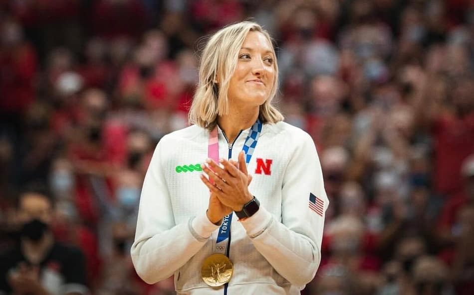 Americana carrasca do Brasil em Olimpíadas, Jordan Larson se aposenta do vôlei