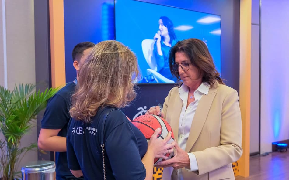 Magic Paula, campeã mundial com a seleção feminina de basquete