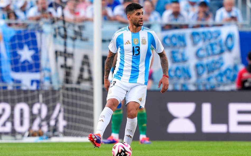 Romero, zagueiro da Argentina e do Tottenham