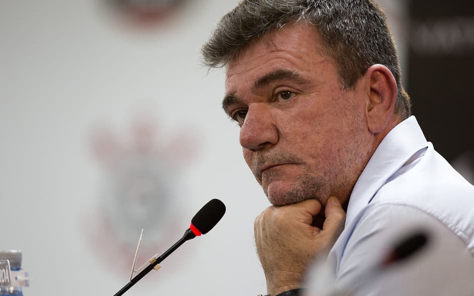 Andrés Sánchez é expulso do Corinthians após decisão do Conselho (Foto: Daniel Vorley/Agif/Folhapress)