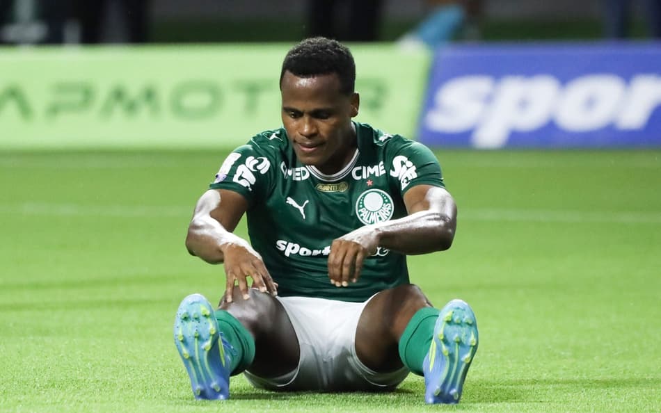 Jhon Arias lamenta jogada pelo Palmeiras (Foto: Marina Uezima/Brazil Photo Press/Folhapress)